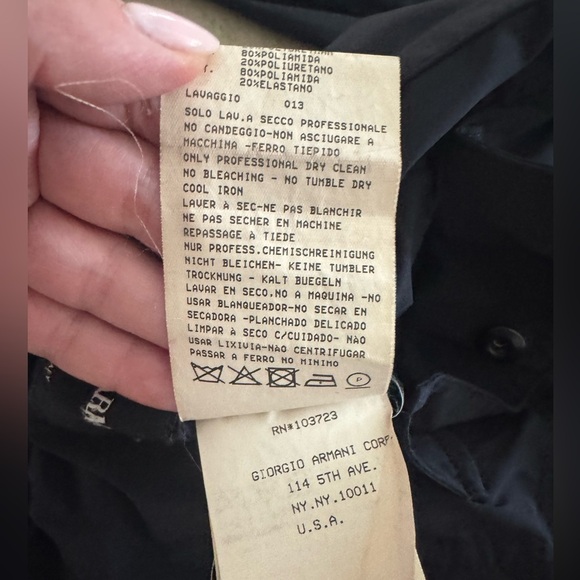 Unisex Giorgio Armani Nylon Jacket, Leather Piping detail size L (Italian 52) - Picture 8 of 16